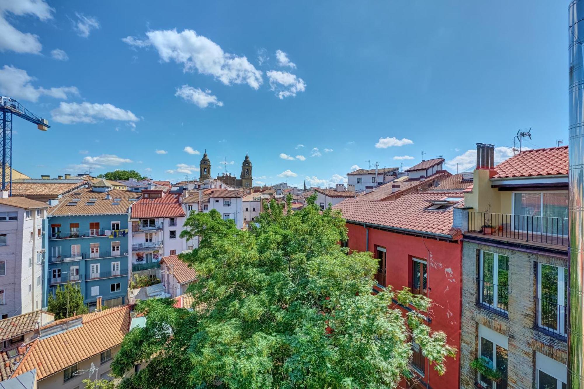 Atalaya Sobre El Casco Antiguo By Clabao Appartement Pamplona Buitenkant foto